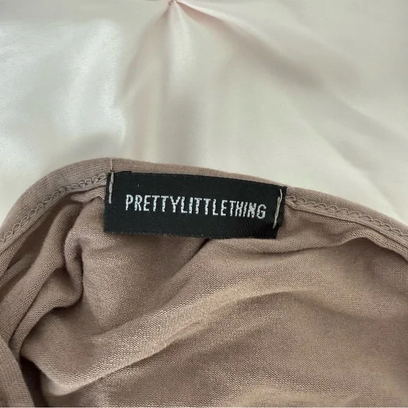 2x PrettyLittleThing Crop Tank Tops - Picture 7 of 7